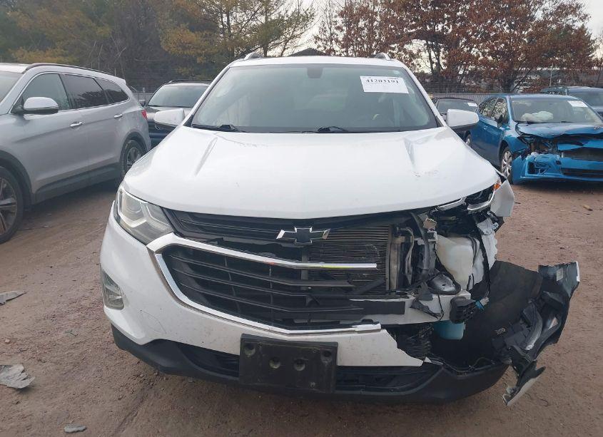 Photo 12 of 2018 Chevrolet Equinox LT (VIN 2GNAXJEV1J6101090)