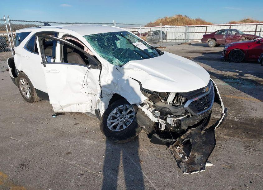 2018 Chevrolet Equinox LT (VIN 2GNAXJEV1J6152525) main photo