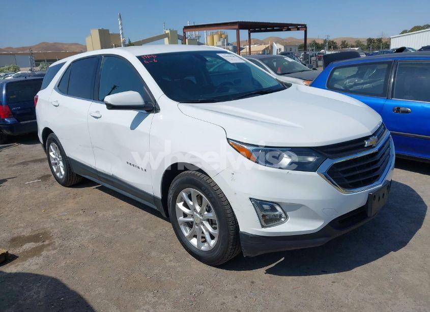 2018 Chevrolet Equinox LT (VIN 2GNAXJEV1J6187551) main photo