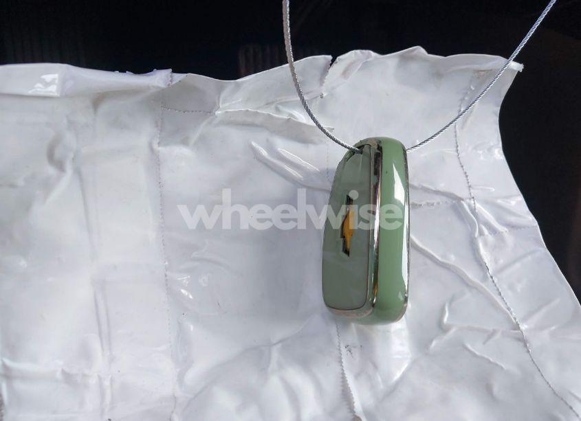 Photo 11 of 2018 Chevrolet Equinox LT (VIN 2GNAXJEV1J6187551)