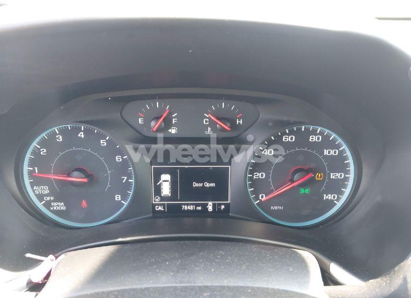 Photo 7 of 2018 Chevrolet Equinox LT (VIN 2GNAXJEV1J6187551)