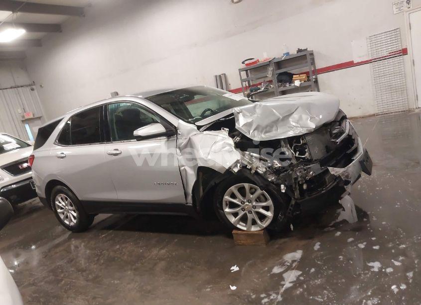 Photo 13 of 2018 Chevrolet Equinox LT (VIN 2GNAXJEV1J6198453)