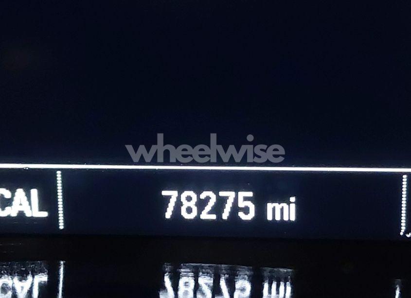 Photo 15 of 2018 Chevrolet Equinox LT (VIN 2GNAXJEV1J6198453)