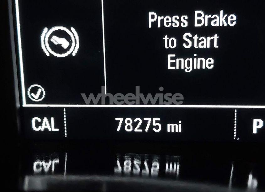 Photo 7 of 2018 Chevrolet Equinox LT (VIN 2GNAXJEV1J6198453)