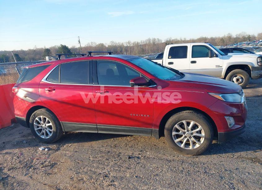 Photo 14 of 2018 Chevrolet Equinox LT (VIN 2GNAXJEV1J6213548)