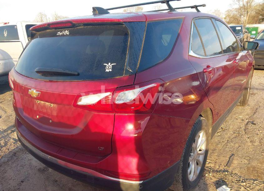 Photo 4 of 2018 Chevrolet Equinox LT (VIN 2GNAXJEV1J6213548)