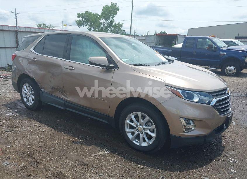 2018 Chevrolet Equinox LT (VIN 2GNAXJEV1J6214179) main photo