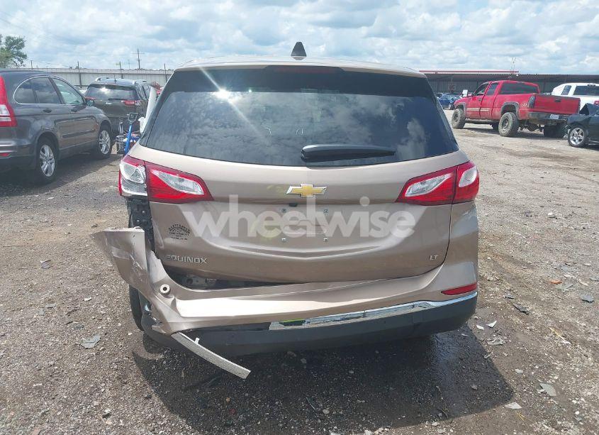 Photo 16 of 2018 Chevrolet Equinox LT (VIN 2GNAXJEV1J6214179)