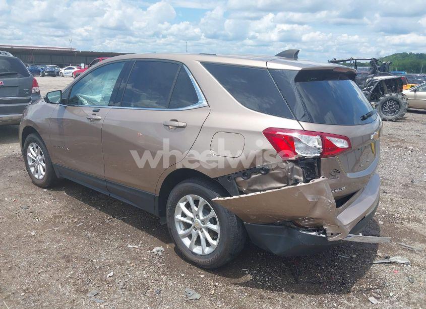Photo 3 of 2018 Chevrolet Equinox LT (VIN 2GNAXJEV1J6214179)