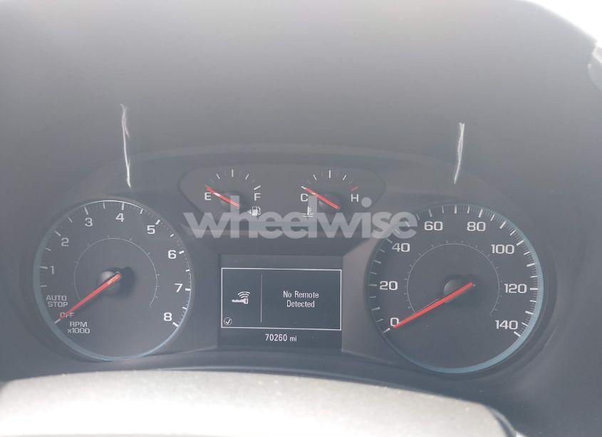 Photo 7 of 2018 Chevrolet Equinox LT (VIN 2GNAXJEV1J6214179)