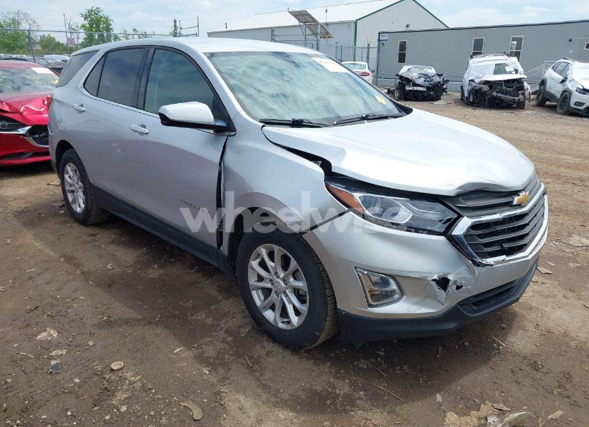 2018 Chevrolet Equinox LT (VIN 2GNAXJEV1J6231919) main photo