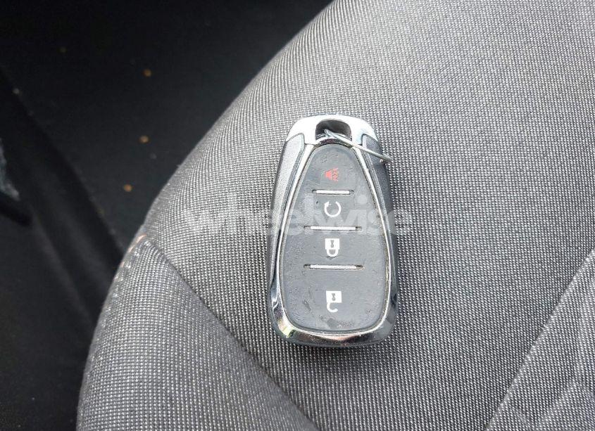 Photo 11 of 2018 Chevrolet Equinox LT (VIN 2GNAXJEV1J6231919)