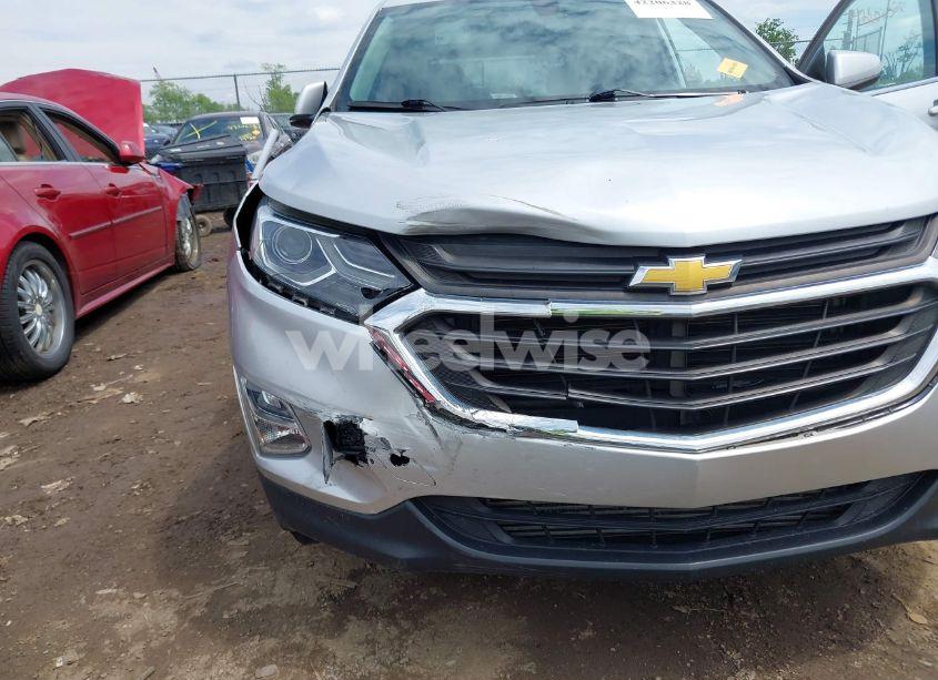 Photo 6 of 2018 Chevrolet Equinox LT (VIN 2GNAXJEV1J6231919)