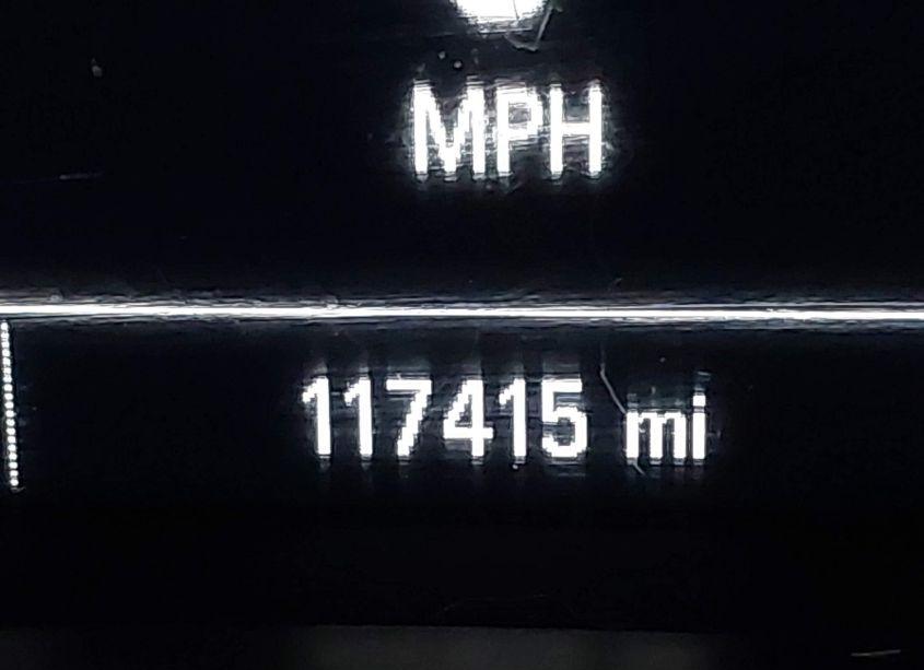 Photo 15 of 2018 Chevrolet Equinox LT (VIN 2GNAXJEV1J6233198)