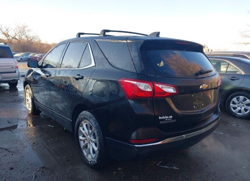 Photo 3 of 2018 Chevrolet Equinox LT (VIN 2GNAXJEV1J6233198)