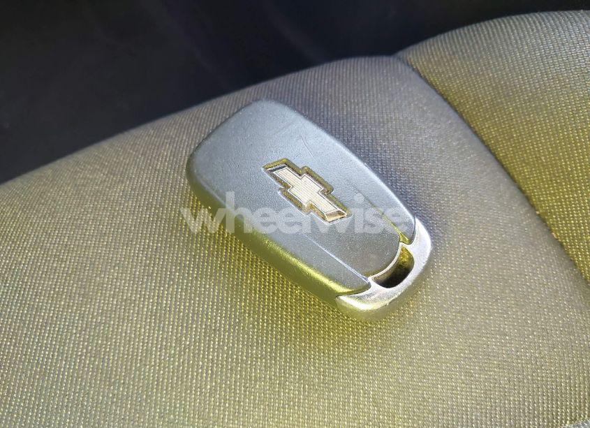 Photo 11 of 2018 Chevrolet Equinox LT (VIN 2GNAXJEV1J6266864)