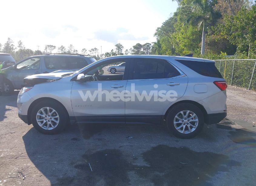 Photo 14 of 2018 Chevrolet Equinox LT (VIN 2GNAXJEV1J6266864)