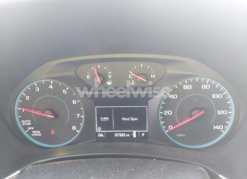 Photo 7 of 2018 Chevrolet Equinox LT (VIN 2GNAXJEV1J6266864)