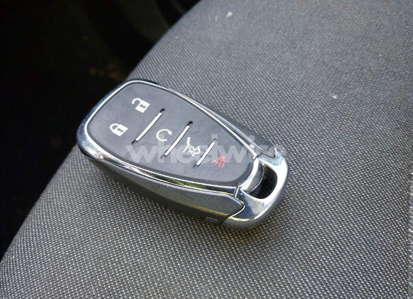 Photo 11 of 2018 Chevrolet Equinox LT (VIN 2GNAXJEV1J6288539)