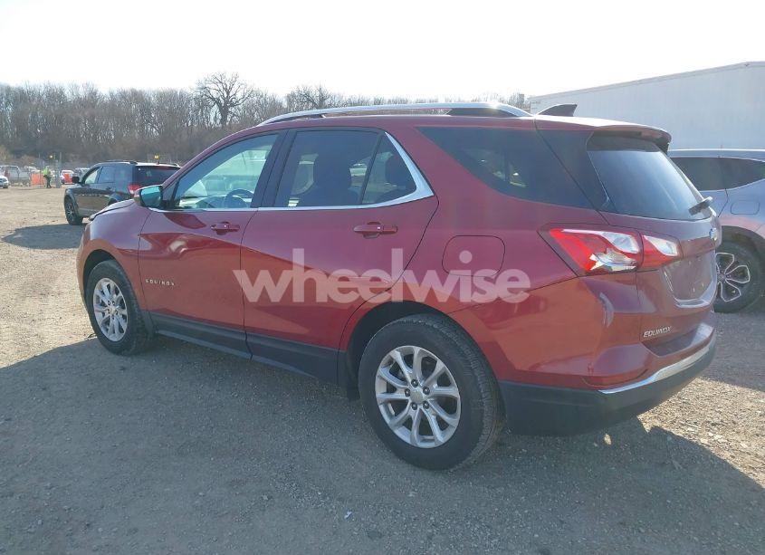 Photo 3 of 2018 Chevrolet Equinox LT (VIN 2GNAXJEV1J6288539)