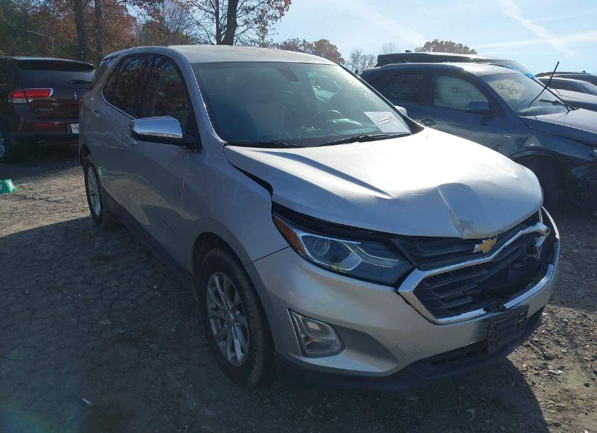 2018 Chevrolet Equinox LT (VIN 2GNAXJEV1J6333625) main photo