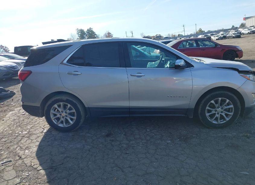 Photo 12 of 2018 Chevrolet Equinox LT (VIN 2GNAXJEV1J6333625)