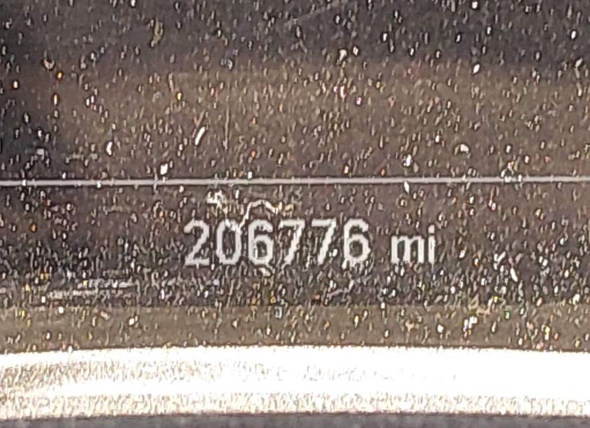 Photo 14 of 2018 Chevrolet Equinox LT (VIN 2GNAXJEV1J6333625)