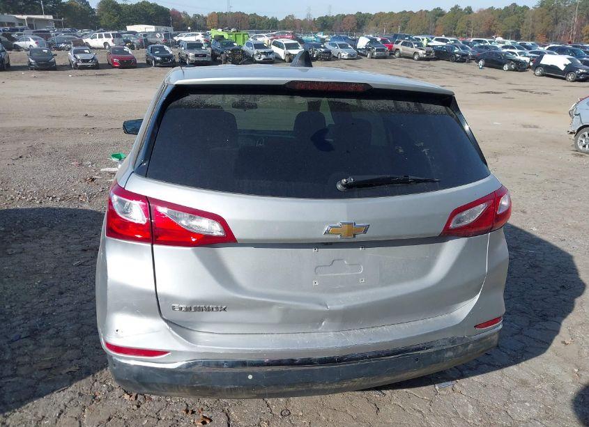 Photo 15 of 2018 Chevrolet Equinox LT (VIN 2GNAXJEV1J6333625)