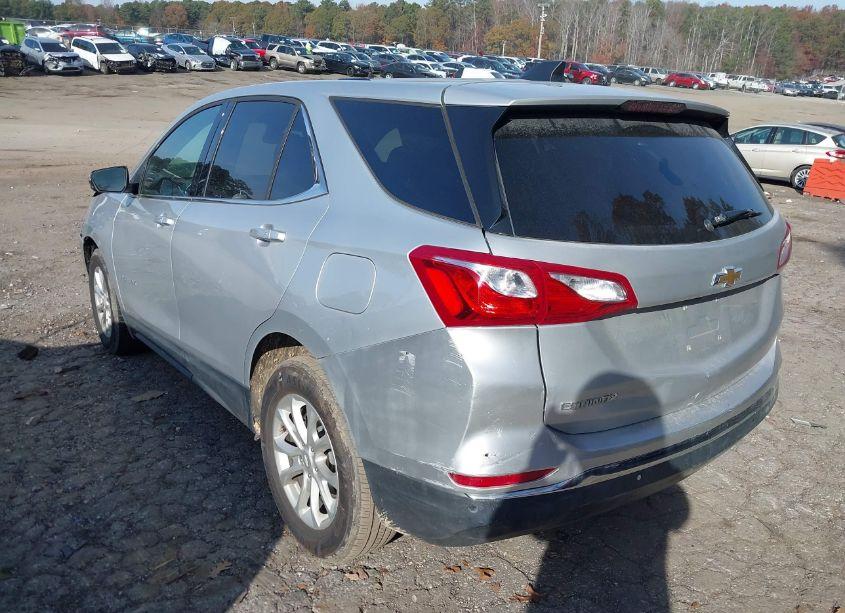 Photo 3 of 2018 Chevrolet Equinox LT (VIN 2GNAXJEV1J6333625)