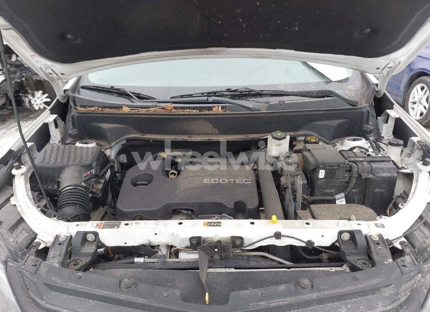 Photo 10 of 2018 Chevrolet Equinox LT (VIN 2GNAXJEV1J6342437)