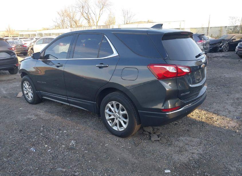 Photo 3 of 2018 Chevrolet Equinox LT (VIN 2GNAXJEV1J6343801)