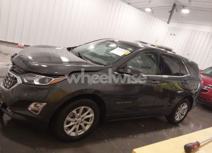 Photo 15 of 2019 Chevrolet Equinox LT (VIN 2GNAXJEV1K6219464)