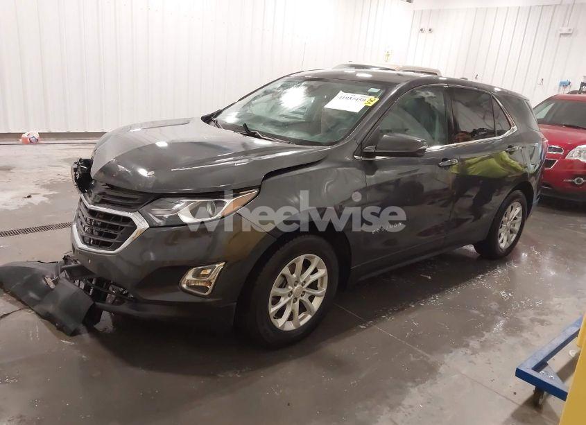 Photo 2 of 2019 Chevrolet Equinox LT (VIN 2GNAXJEV1K6219464)