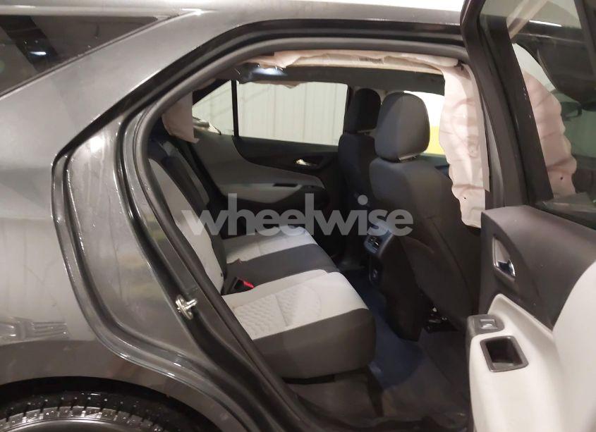 Photo 8 of 2019 Chevrolet Equinox LT (VIN 2GNAXJEV1K6219464)