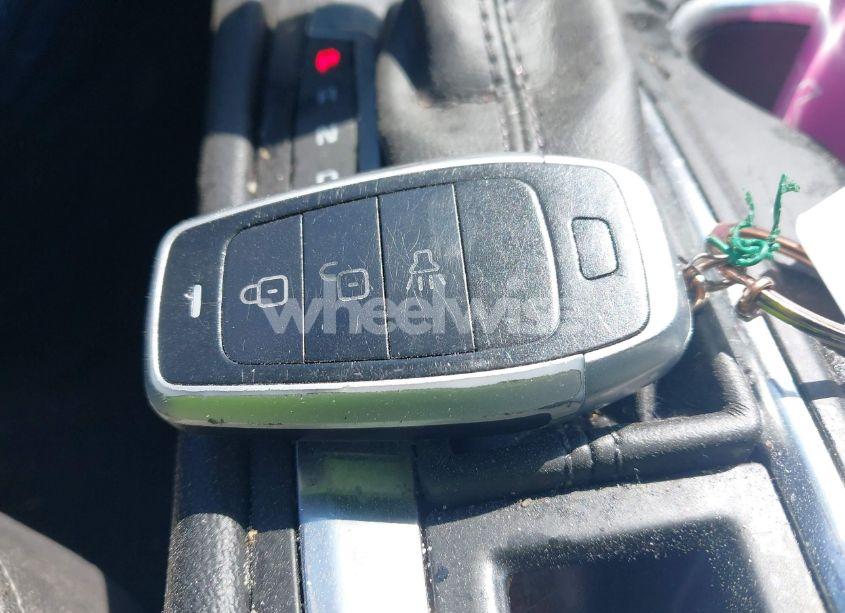 Photo 11 of 2019 Chevrolet Equinox LT (VIN 2GNAXJEV1K6244137)