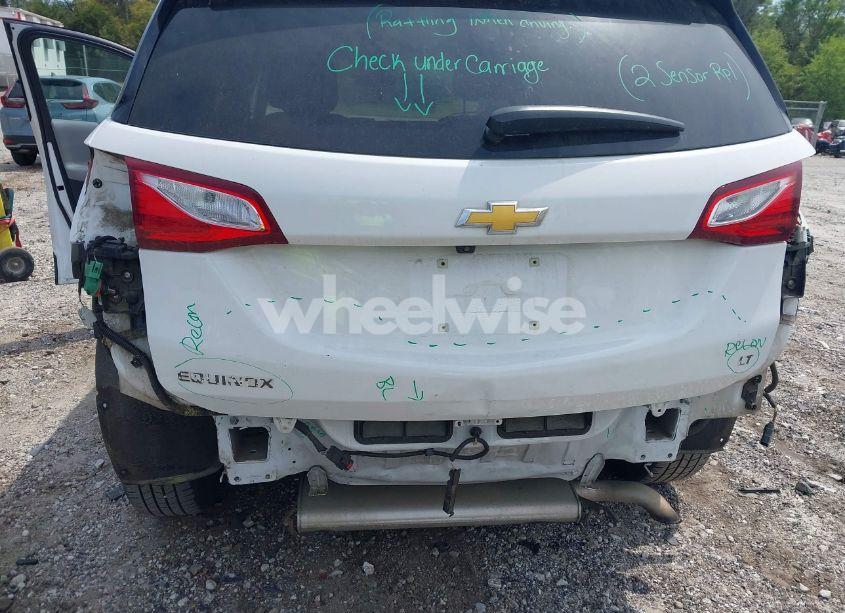 Photo 17 of 2019 Chevrolet Equinox LT (VIN 2GNAXJEV1K6244137)