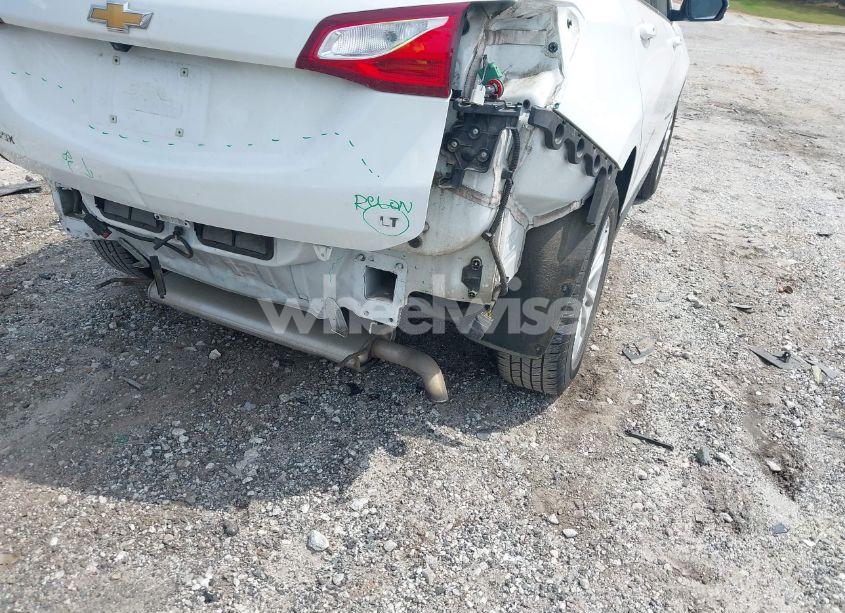 Photo 18 of 2019 Chevrolet Equinox LT (VIN 2GNAXJEV1K6244137)