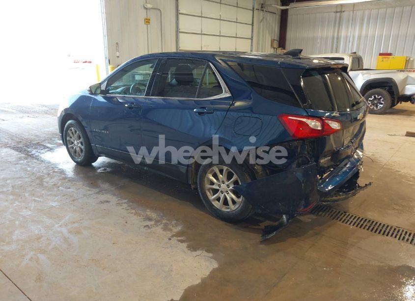 Photo 3 of 2019 Chevrolet Equinox LT (VIN 2GNAXJEV1K6254540)