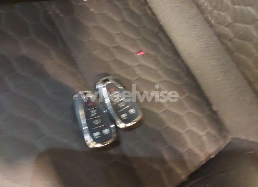 Photo 11 of 2020 Chevrolet Equinox FWD 2FL (VIN 2GNAXJEV1L6237741)