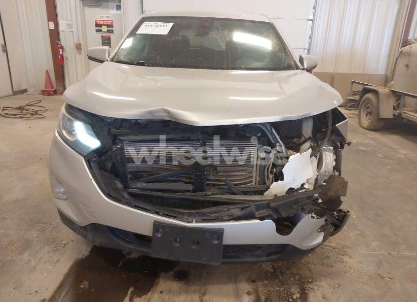 Photo 12 of 2020 Chevrolet Equinox FWD 2FL (VIN 2GNAXJEV1L6237741)