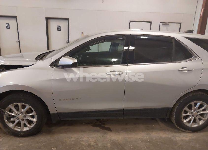 Photo 14 of 2020 Chevrolet Equinox FWD 2FL (VIN 2GNAXJEV1L6237741)