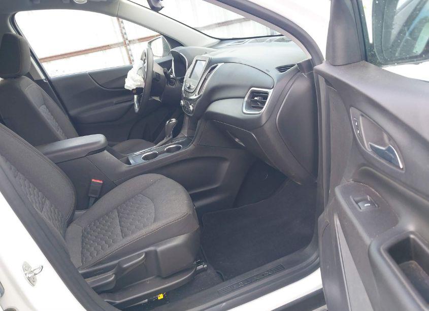 Photo 5 of 2020 Chevrolet Equinox FWD 2FL (VIN 2GNAXJEV1L6245354)