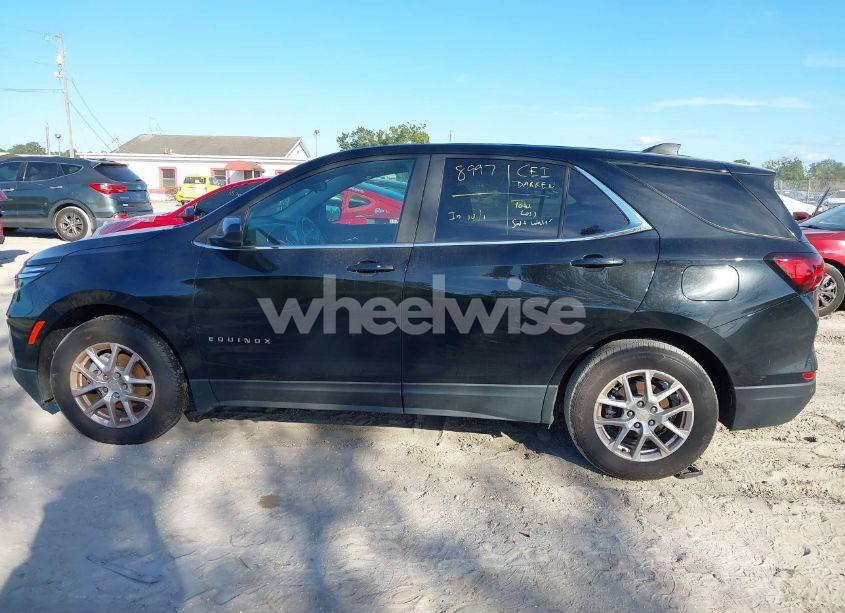 Photo 14 of 2022 Chevrolet Equinox FWD 2FL (VIN 2GNAXJEV1N6119630)