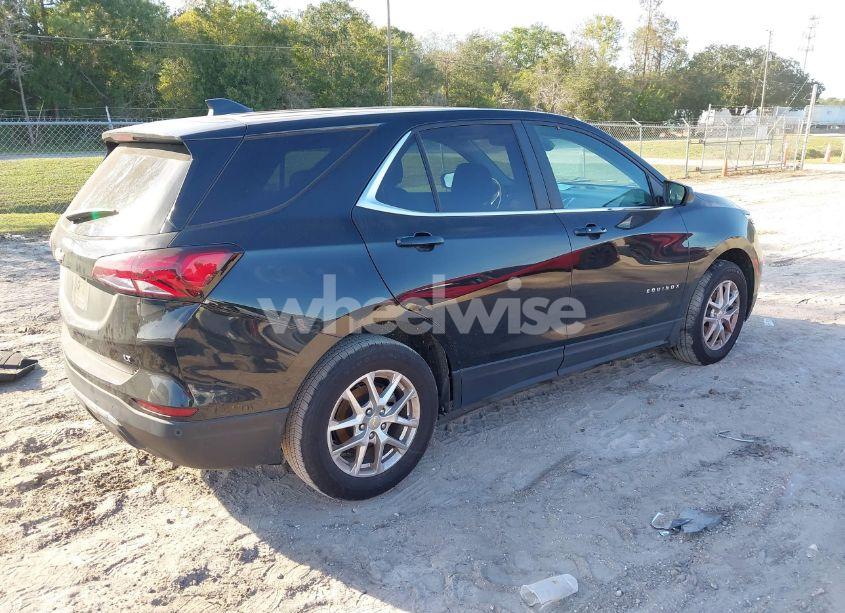 Photo 4 of 2022 Chevrolet Equinox FWD 2FL (VIN 2GNAXJEV1N6119630)