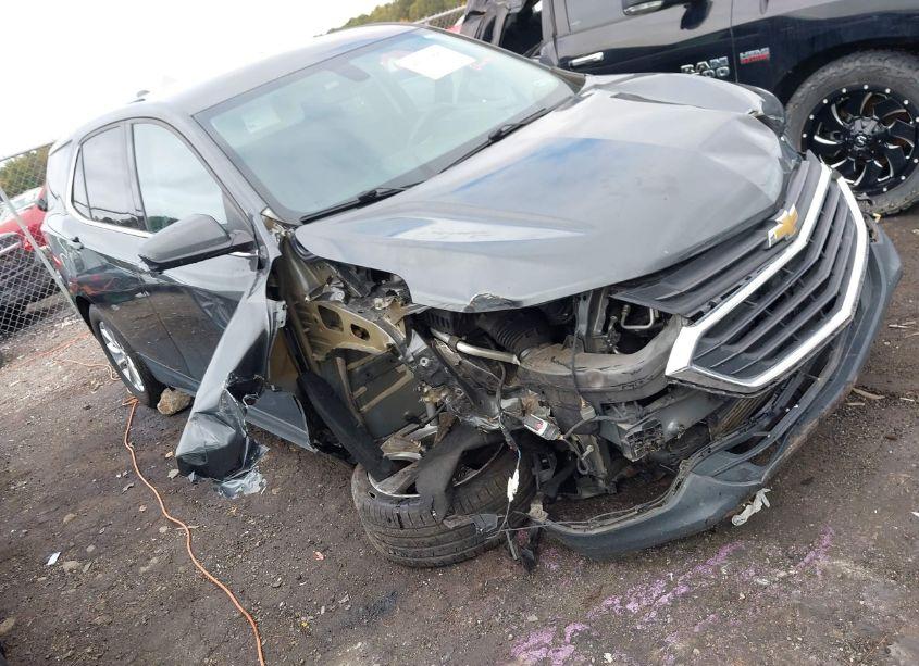 2018 Chevrolet Equinox LT (VIN 2GNAXJEV2J6142201) main photo