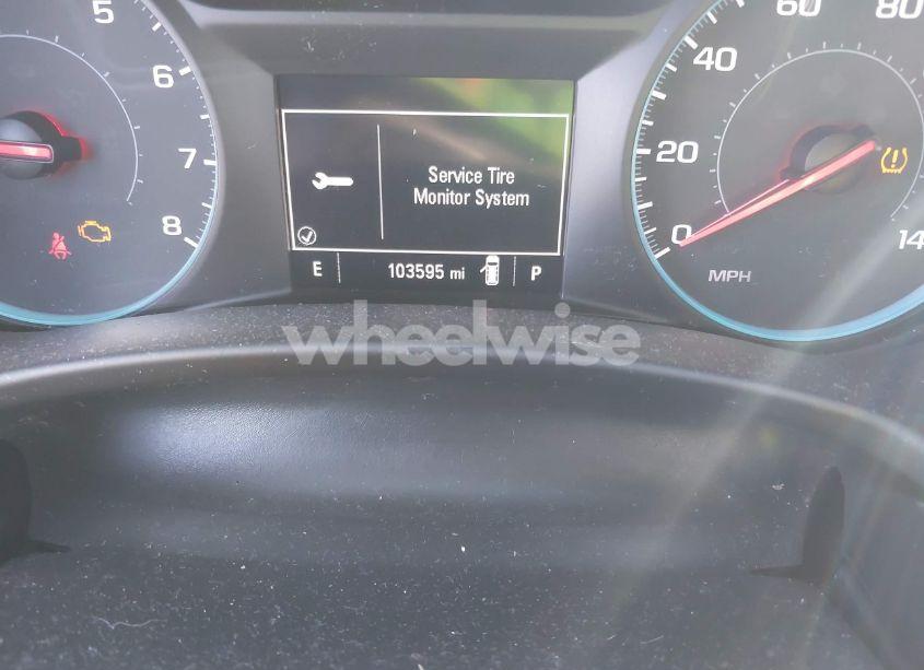 Photo 16 of 2018 Chevrolet Equinox LT (VIN 2GNAXJEV2J6258367)