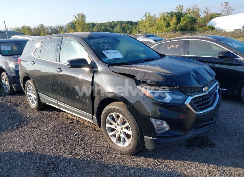 2018 Chevrolet Equinox LT (VIN 2GNAXJEV2J6259907) main photo