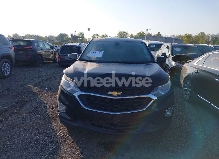 Photo 12 of 2018 Chevrolet Equinox LT (VIN 2GNAXJEV2J6259907)