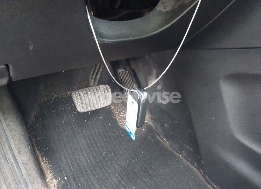 Photo 11 of 2018 Chevrolet Equinox LT (VIN 2GNAXJEV2J6273127)