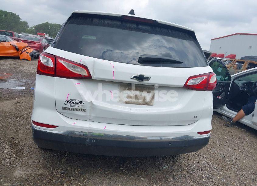 Photo 17 of 2018 Chevrolet Equinox LT (VIN 2GNAXJEV2J6273127)